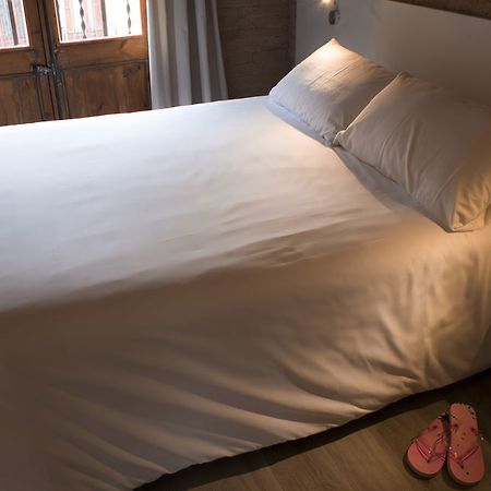 Happy People Sagrada Familia Gaudi Apartment บาร์เซโลนา ภายนอก รูปภาพ