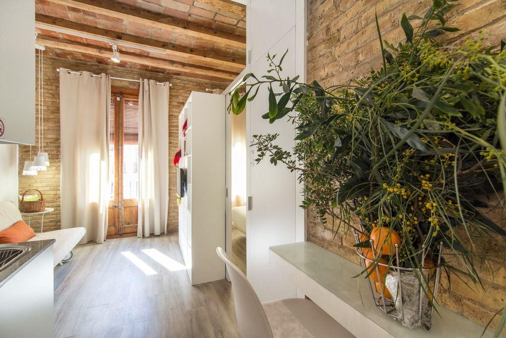 Happy People Sagrada Familia Gaudi Apartment บาร์เซโลนา ภายนอก รูปภาพ