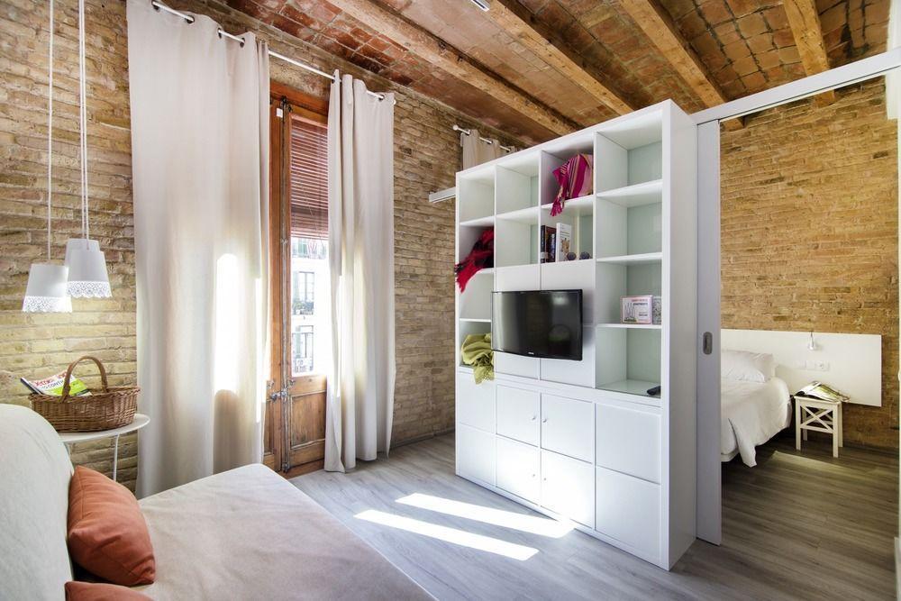 Happy People Sagrada Familia Gaudi Apartment บาร์เซโลนา ภายนอก รูปภาพ