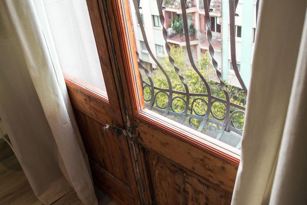 Happy People Sagrada Familia Gaudi Apartment บาร์เซโลนา ภายนอก รูปภาพ